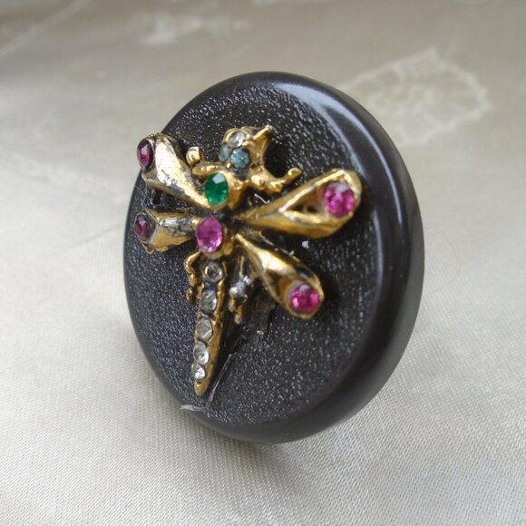 Dragonfly Ring with Vintage Dragonfly, Big Statement Jewelry, Rhinestones - Picture 6 of 10